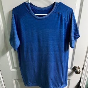 Lululemon Metal Vent TShirt -- Blue, stripes